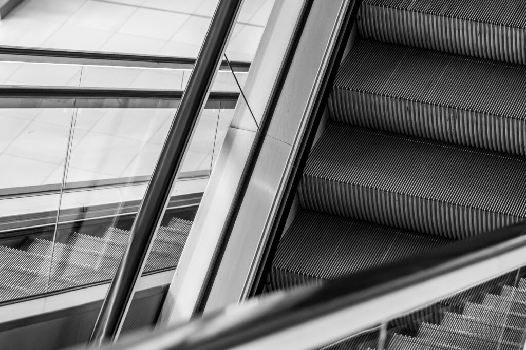 escalator b&w